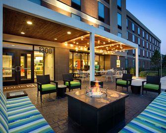 هوم 2 سويتس باي هيلتون شيكاغو - شامبورغ، إلينوي - شاومبورغ - مبنى