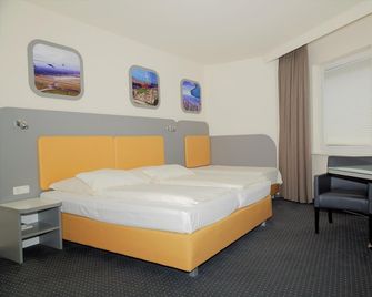 Hotel Cockpit - Hamburgo - Habitación