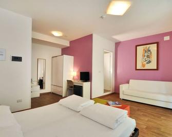 Hotel Nederland - Caorle - Camera da letto