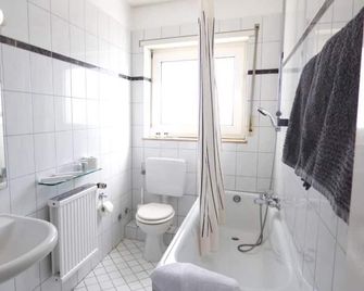 Hotel Garni Alt Büttgen - Kaarst - Bedroom