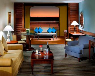Dead Sea Marriott Resort & Spa - Sweimeh - Living room