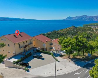 Lovely apartment in Krvavica - Krvavica - Gebäude