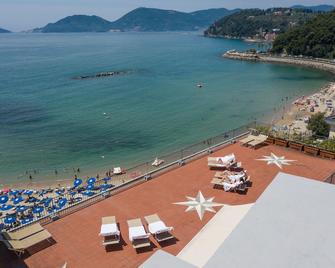 Hotel Venere Azzurra - Lerici - Spiaggia