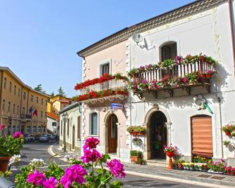 La Maison - Bisaccia - Edificio