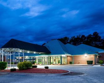 Days Inn by Wyndham Petersburg/South Fort Lee - Petersburg - Building