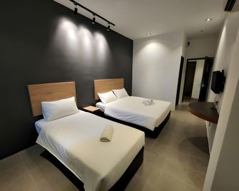 Hotel Lagenda - Teluk Intan - Bedroom