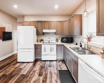 Boho Haven - Plaster Rock - Cocina