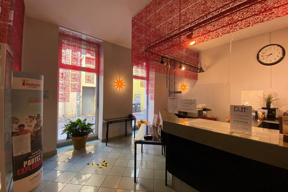 Cit'hôtel Le Dav Clermont-Ferrand Centre - קלרמו פראה - דלפק קבלה