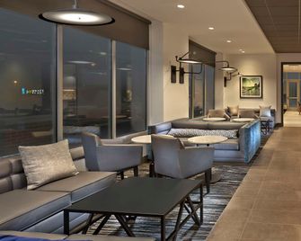 هيات بليس واويك / بروفيدنس أيربورت - وارويك - ردهة