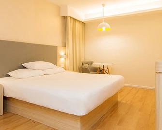 Hanting Express Chongqing Yongchuan Minghao Food Street - Chongqing