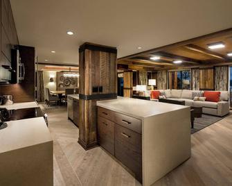 Copper Creek Cabins & Villas At Wilderness Lodge - Bay Lake - Living room