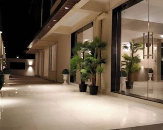 Ashwa Glory Retreat - Igatpuri - Lobby