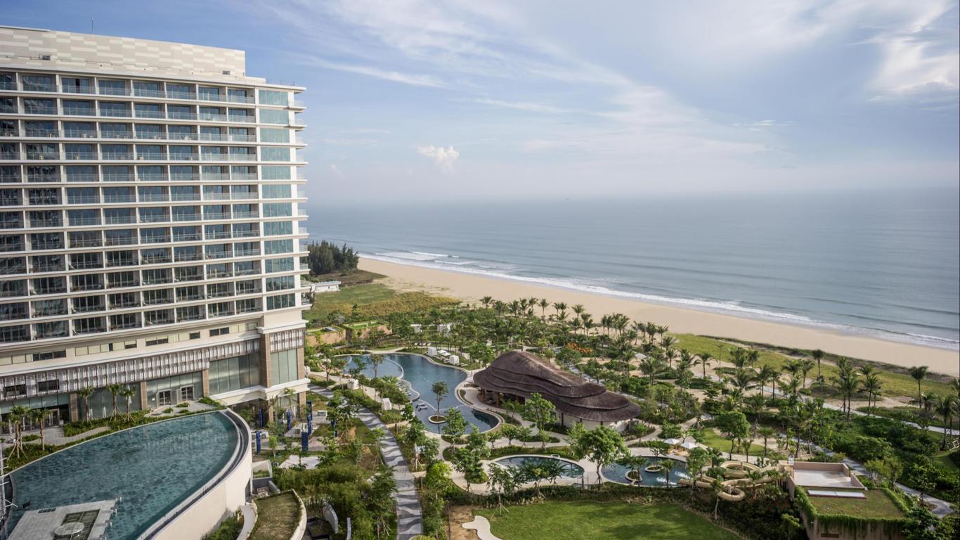 New World Hoiana Beach Resort