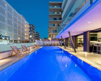 Mercure Rhodes Alexia Hotel & Spa - Ρόδος - Πισίνα