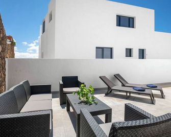 Noray 2 - La Santa - Balkon