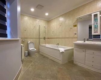 Baylis House Hotel - Slough - Bad