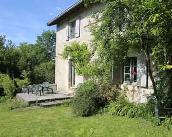 gite of Combettes du Jura - Sarrogna - Patio