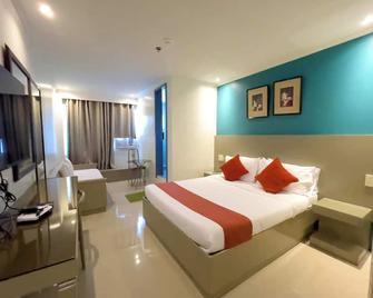 Legazpi Tourist Inn - Legazpi City - Habitación