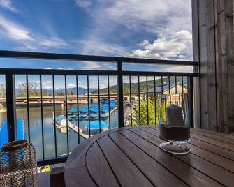 Upscale Lakeview Condo in Downtown Sandpoint - Sandpoint - Balcony