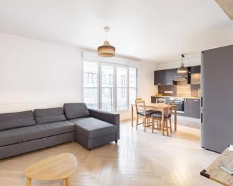 Apart neuf quartier sympa - Bois-Colombes - Living room