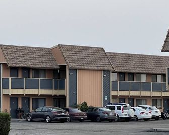 Oasis Inn and Suites - Fallon - Edificio