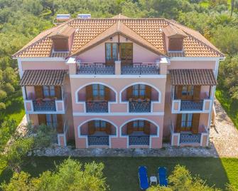 Kavos Psarou Studios and Apartments - Alikanas - Building