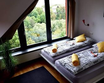 Cukrarna Guest Accommodation - Kranj - Bedroom