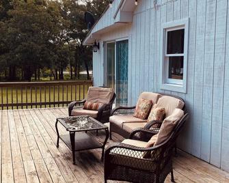 Lakefront house sleeps 5 - Lake Rabon, Laurens SC - Laurens