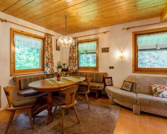 Ferienhaus Waldenstein 1 - Twimberg - Comedor