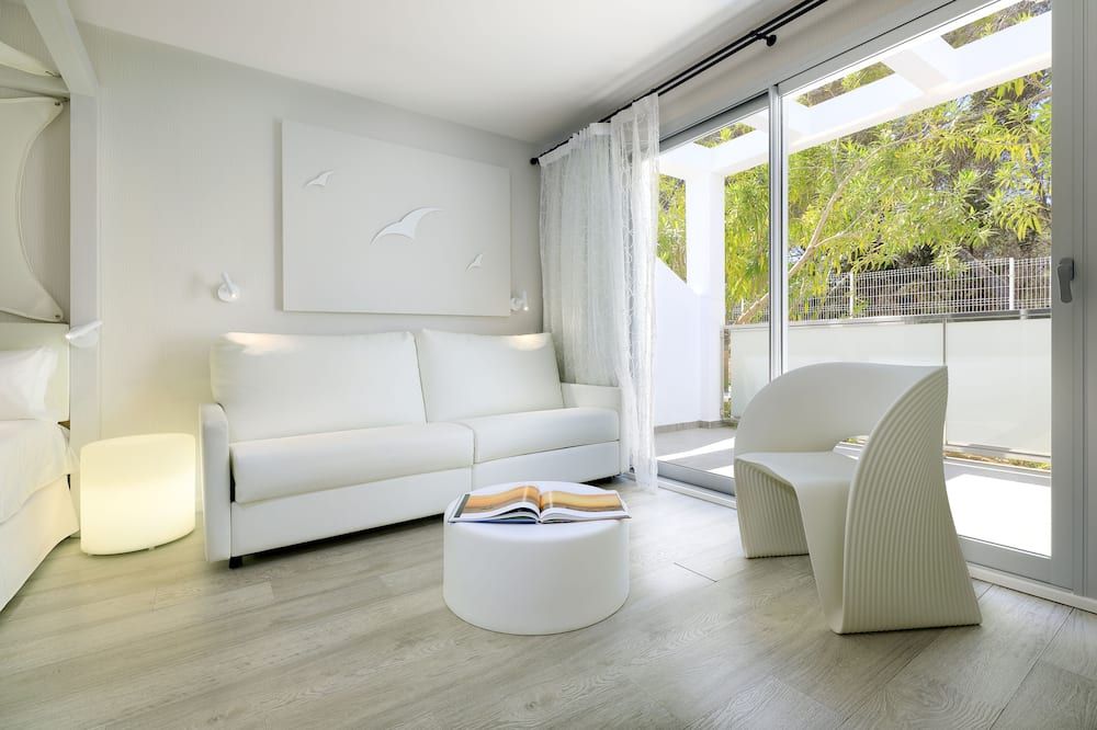 Blanco Hotel Formentera - Es Pujols - Wohnzimmer