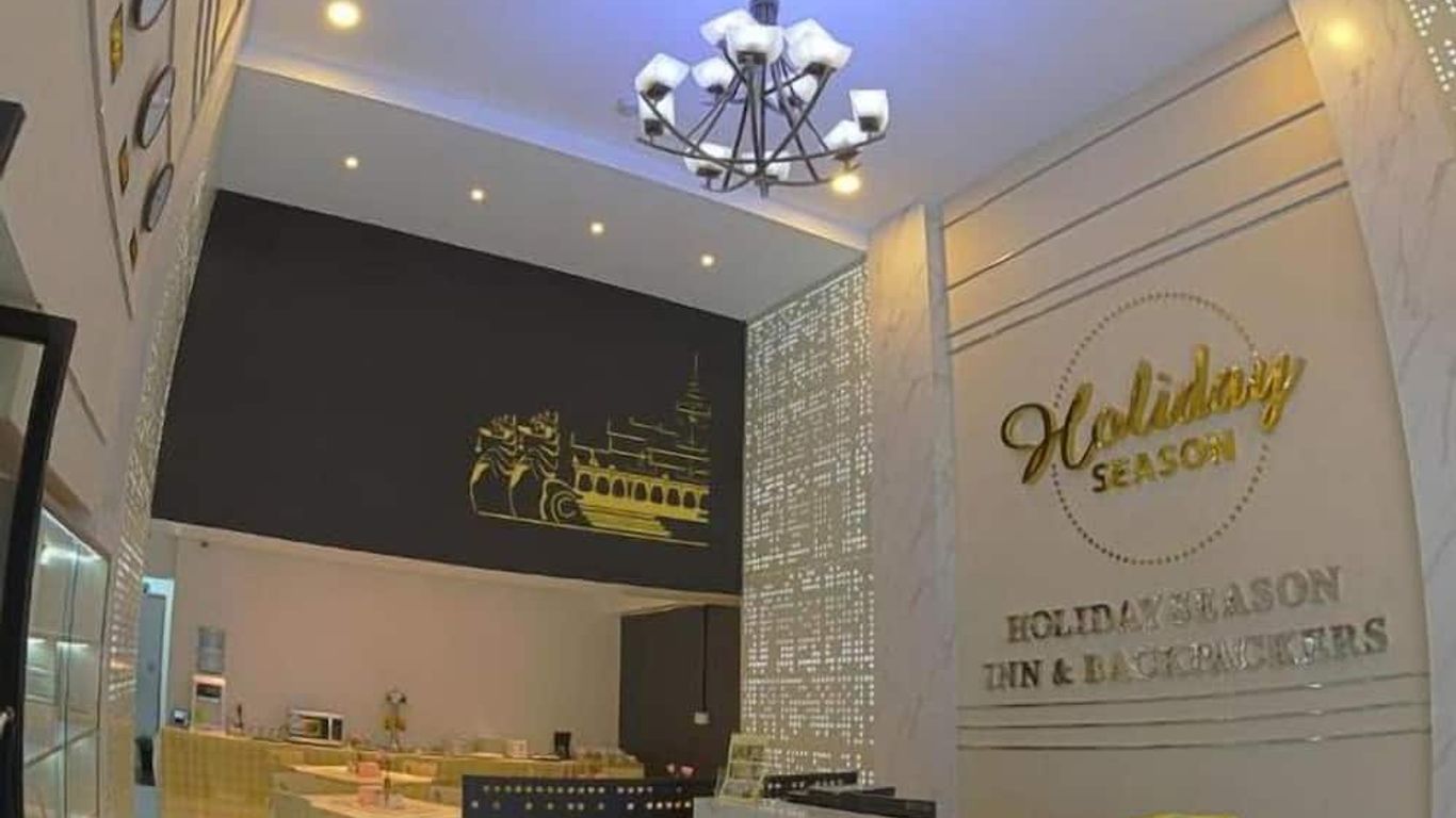 Holiday Season Motel