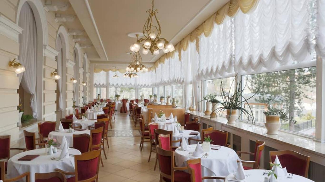 Hotel Bristol