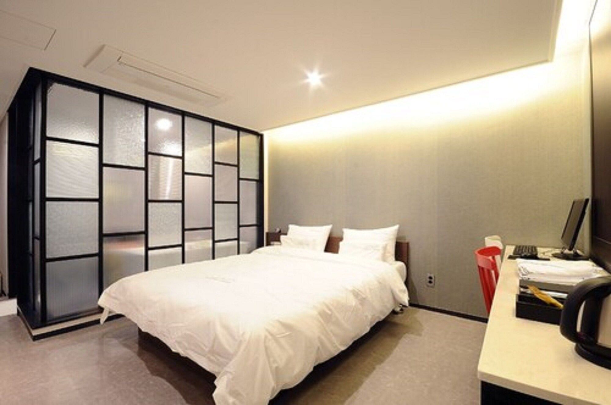 كوينز هوتل سيوميون بوسان