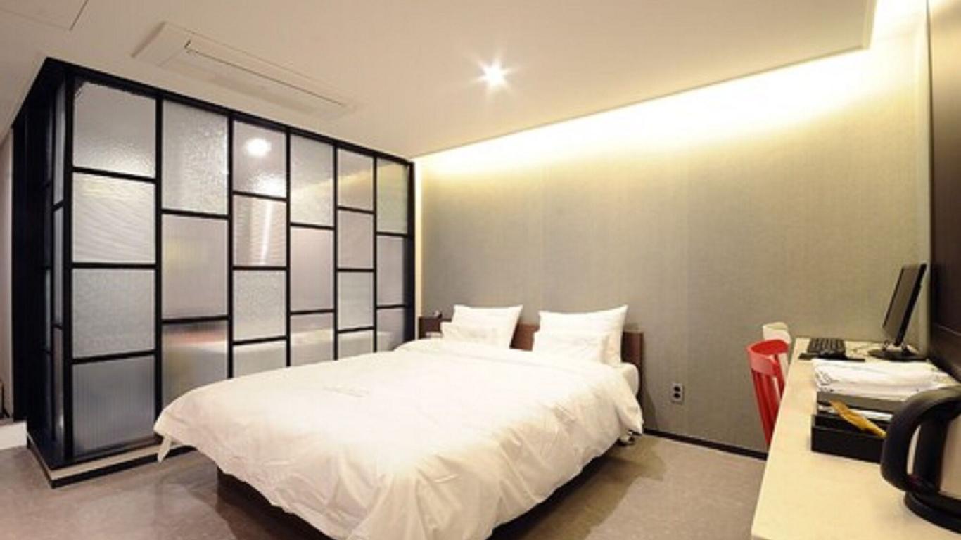 Queens Hotel Seomyeon Busan