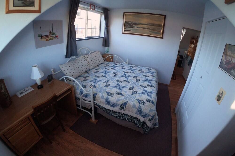 Windflower B&B: Charming Neighborhood and Stunning Mountain Views - Palmer - Chambre