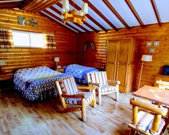 Kan-à-Mouche Pourvoirie Auberge et Chalets - Saint-Michel-des-Saints - Habitación