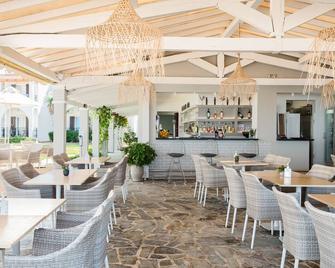 Filorian Hotel Apartments - Acharavi - Restaurante