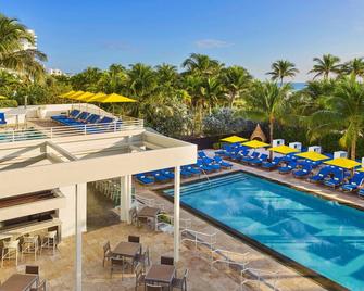 Royal Palm South Beach Miami, A Tribute Portfolio Resort - Miami Beach - Pileta