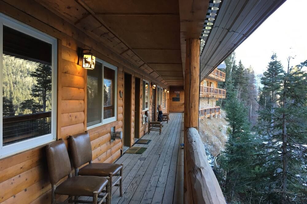 Cozy Quiet Condo on the Hill - Taos Ski Valley - Balcón