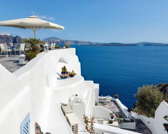 Aris Caves - Oia - Balcony