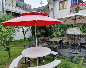 Daegu House - Hostel - Daegu - Patio