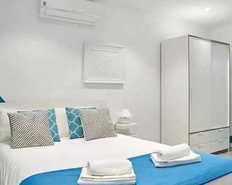 Alegria 79 - Fabulous 3 Bedroom House - Coimbra - Bedroom