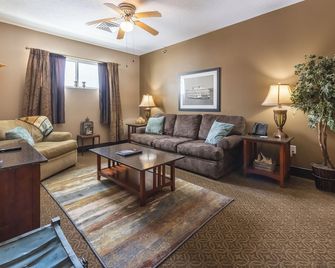 Wild Rose Casino & Hotel Clinton Iowa - Clinton - Huiskamer