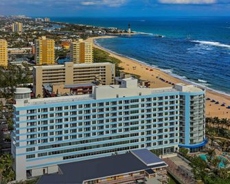 Residence Inn by Marriott Fort Lauderdale Pompano Beach/Oceanfront - פומפאנו ביץ' - בניין