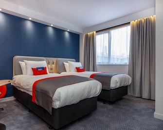 Holiday Inn Express Wigan By IHG - Wigan - Habitación