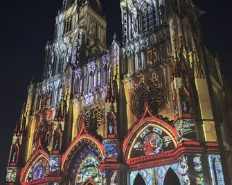 Zenith / Comet Olivet br - Orléans - Building