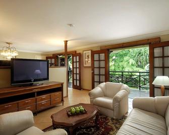 Berjaya Beau Vallon Bay Resort & Casino - בה ואלון - סלון