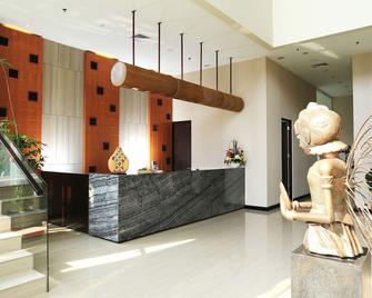 Cipta Hotel Pancoran - Jakarta - Front desk