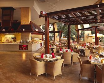 Soho Hotel & Casino at Sun City Resort - Sun City Resort - Restaurant