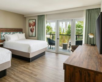 Hampton Inn Key West - Key West - Bedroom
